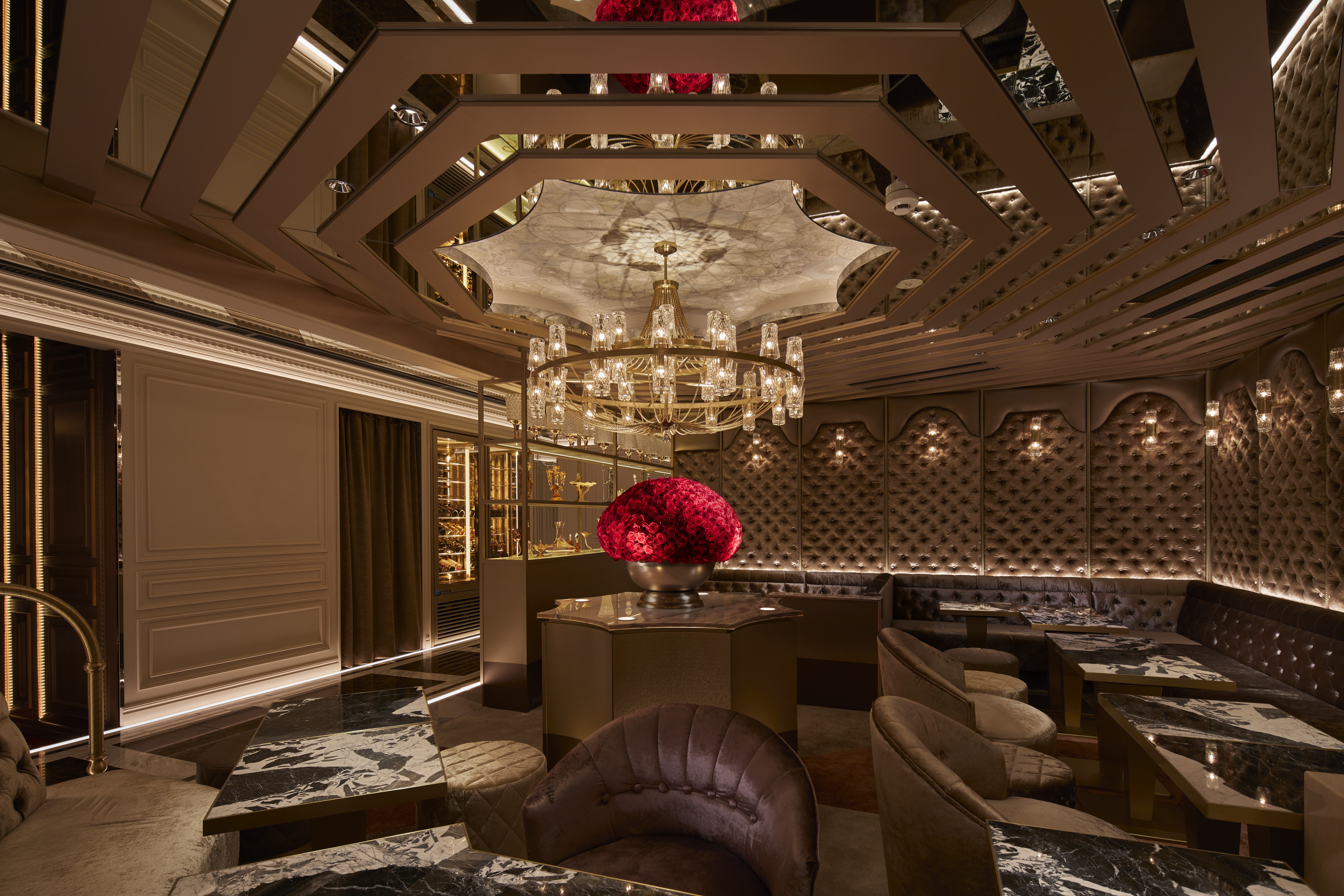 歌舞伎町クラブOVERTURE様